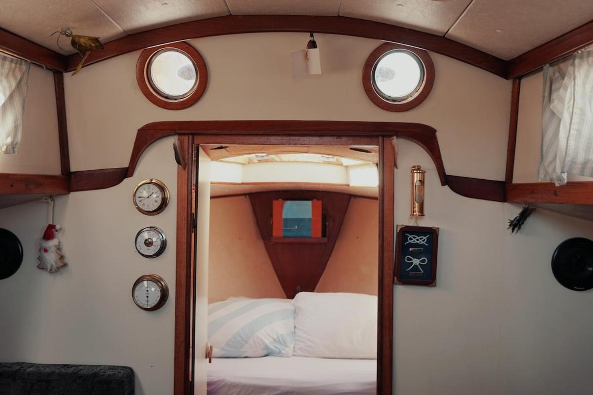 فندق Cozy Lisbon Marina Sleepaboard - Sail Away المظهر الخارجي الصورة